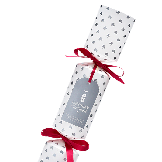 Birthday Cracker Frau
